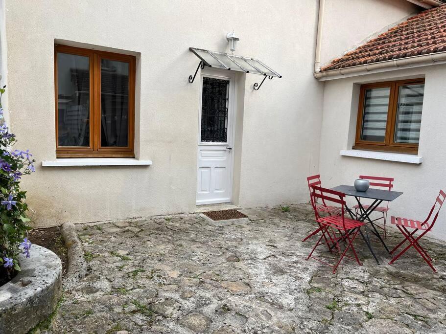 Petite Maison De Ville Au Calme Brie-Comte-Robert Ngoại thất bức ảnh